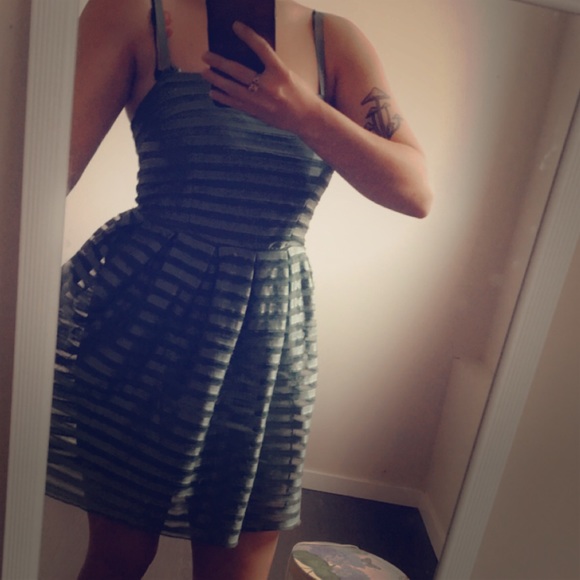 Shimmery, zipper-back, green dress - Picture 1 of 2